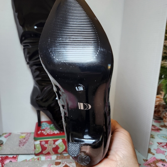 Patent leather black boots - Picture 5 of 5